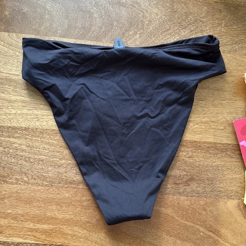 SKIMS bikini mid waist bottom